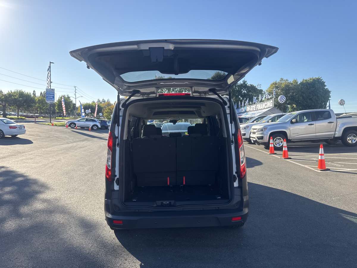Photo 16 of this Ford Transit Connect Wagon