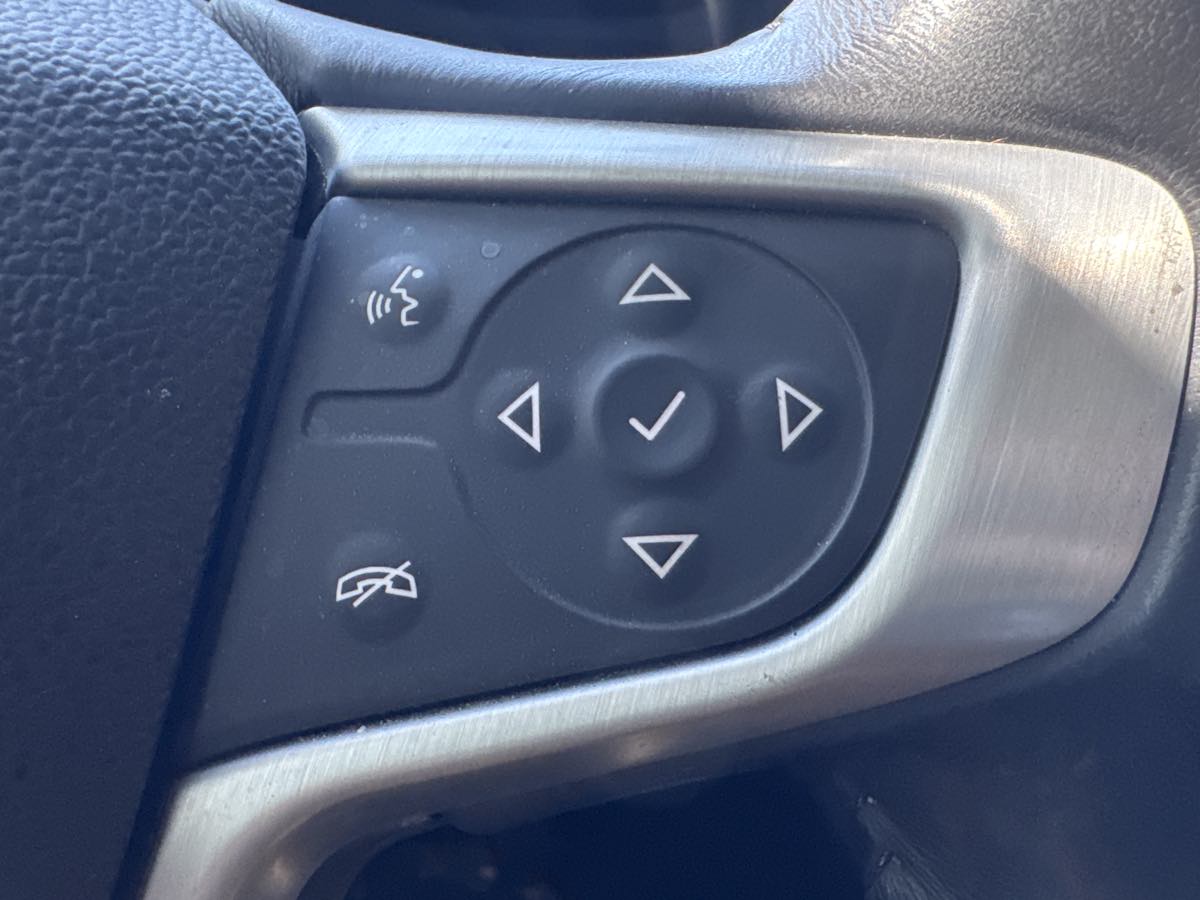 Photo 7 of this GMC Acadia