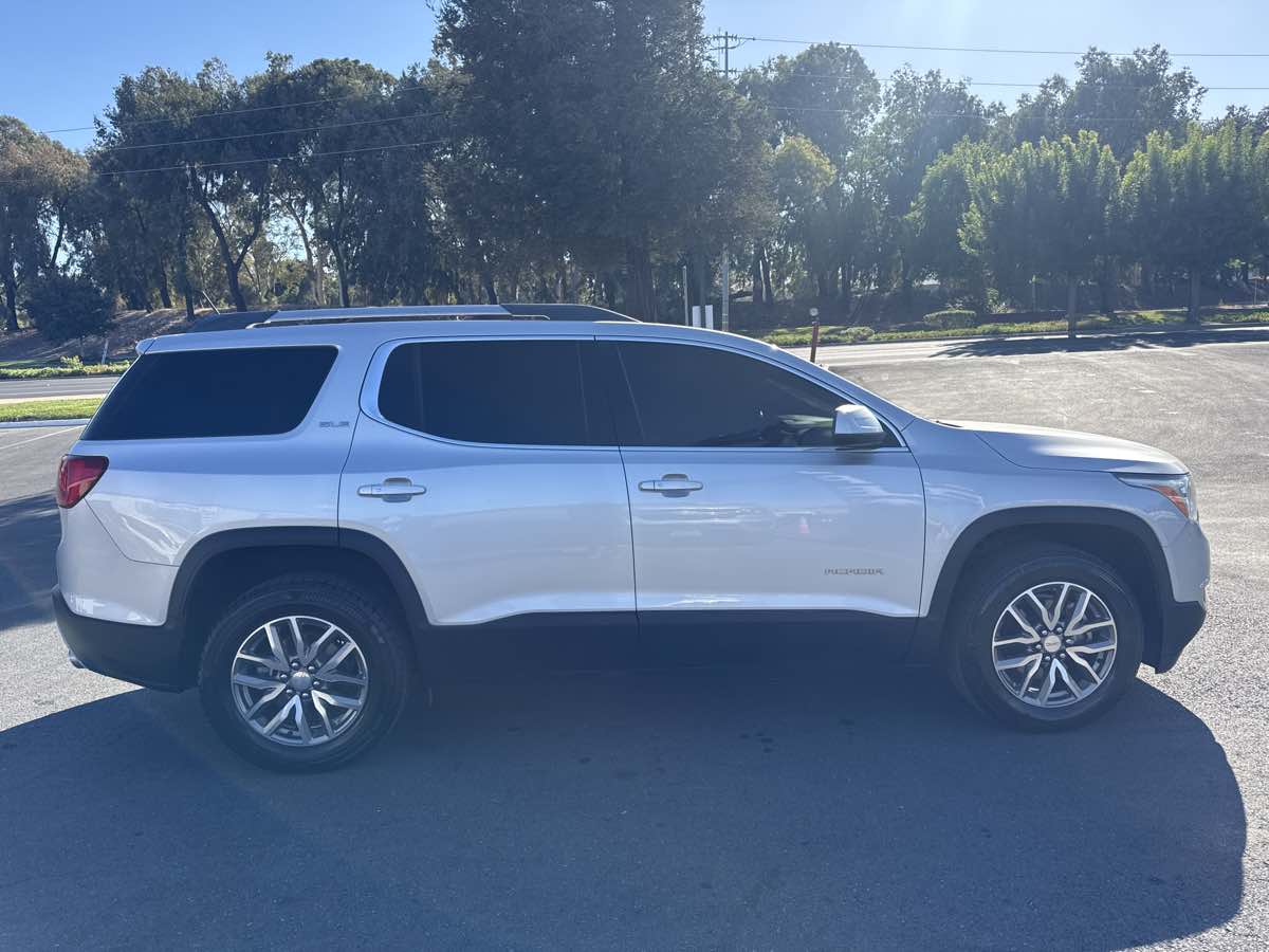 Photo 27 of this GMC Acadia