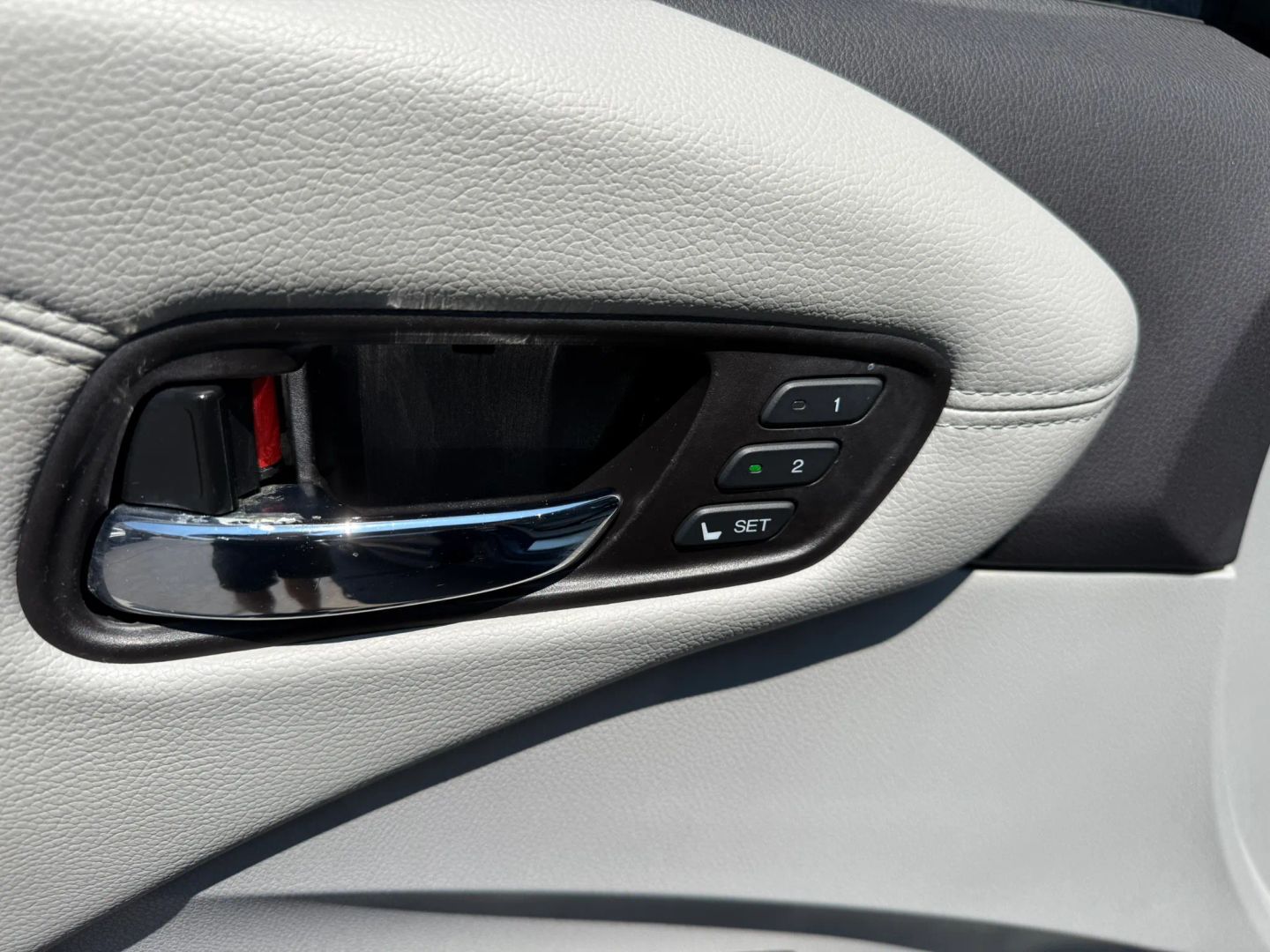 Photo 27 of this Acura RDX
