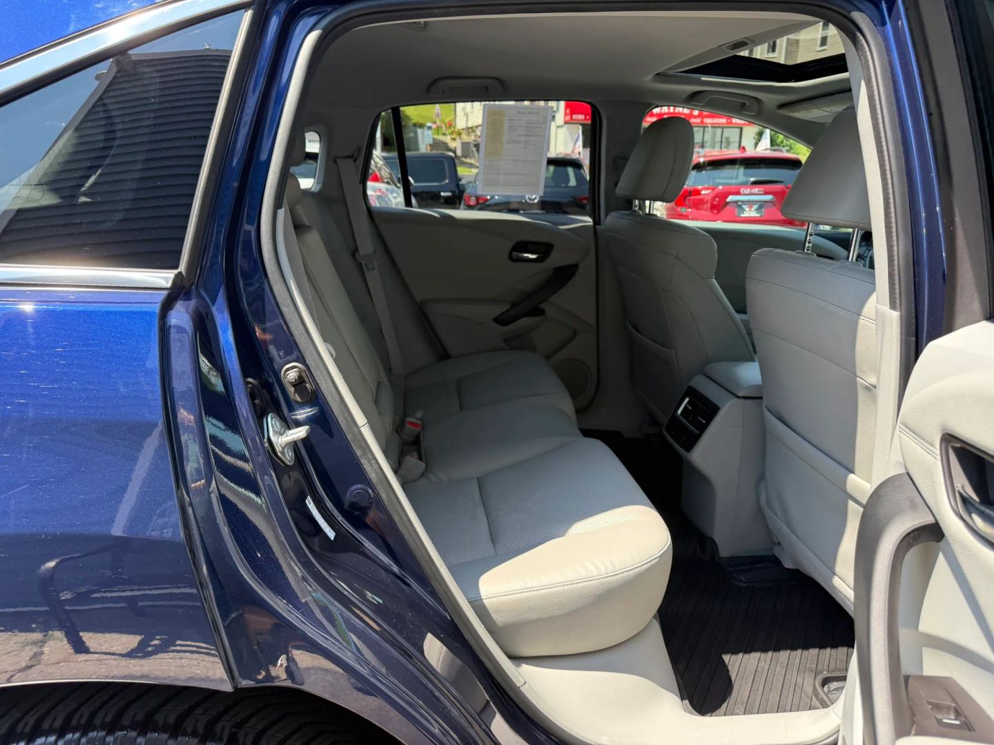 Photo 30 of this Acura RDX