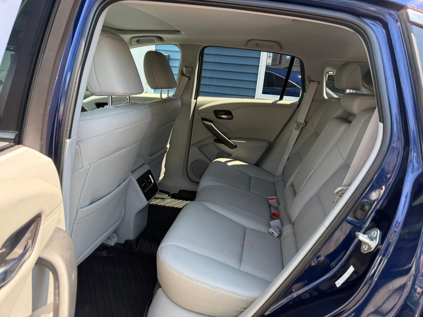 Photo 32 of this Acura RDX
