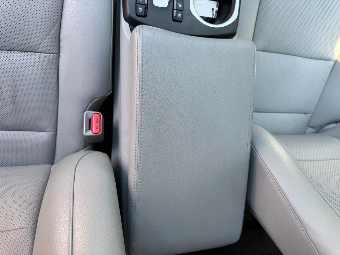 Photo 34 of this Acura RDX