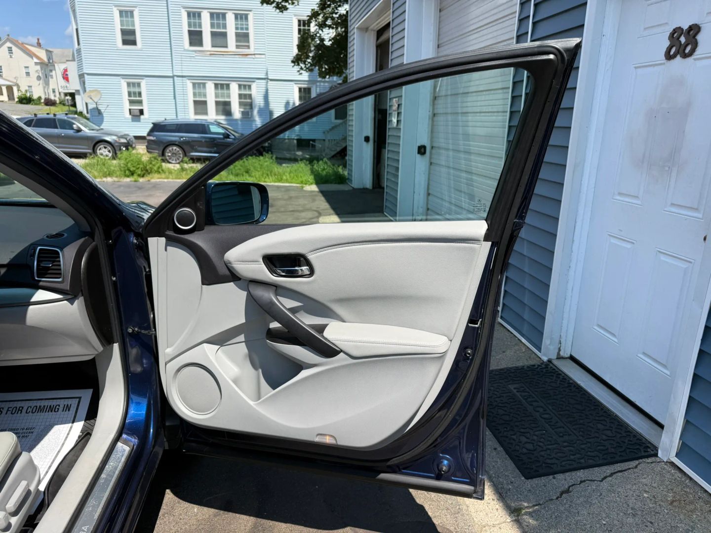 Photo 38 of this Acura RDX