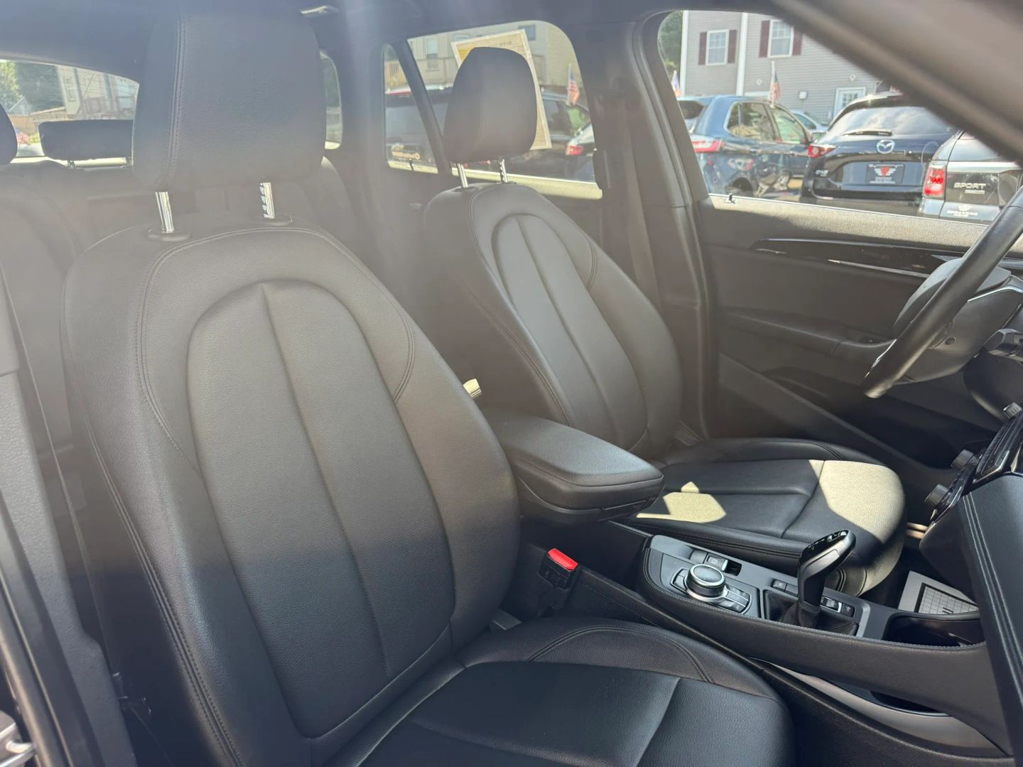 2021 BMW X1 28i - Photo 17