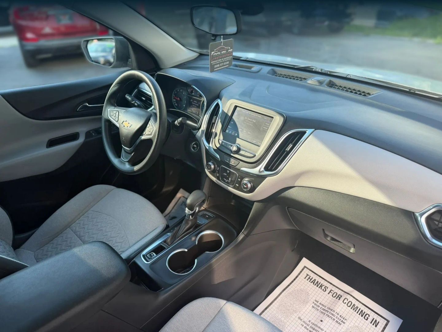 Photo 12 of this Chevrolet Equinox