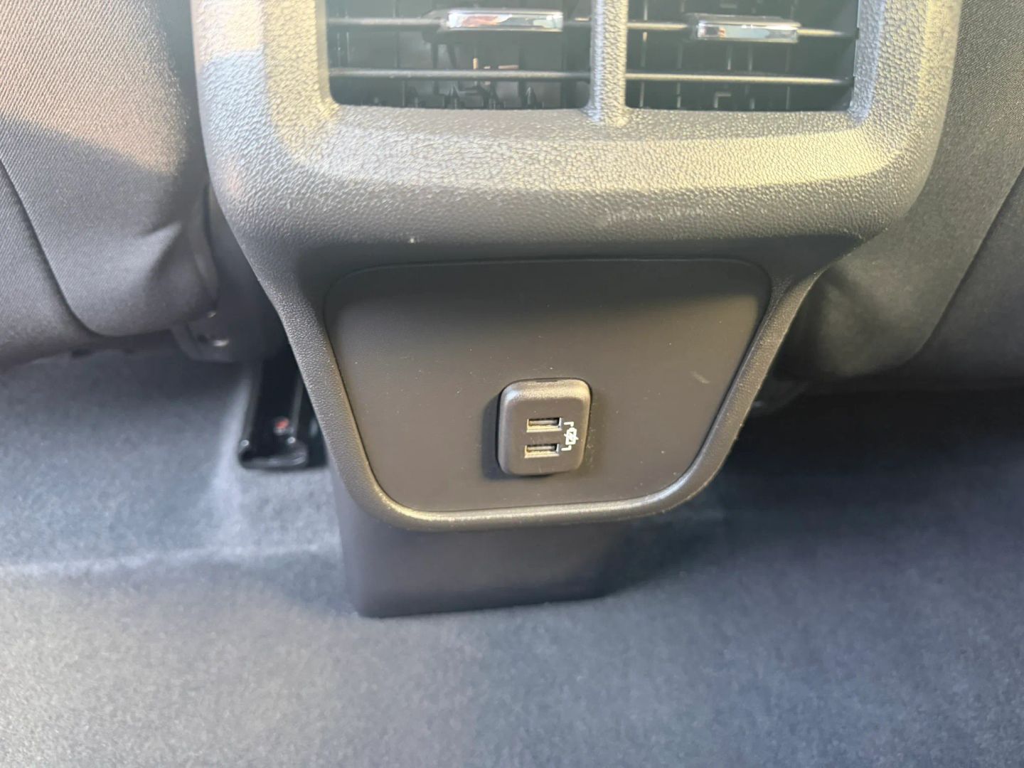 Photo 29 of this Chevrolet Equinox