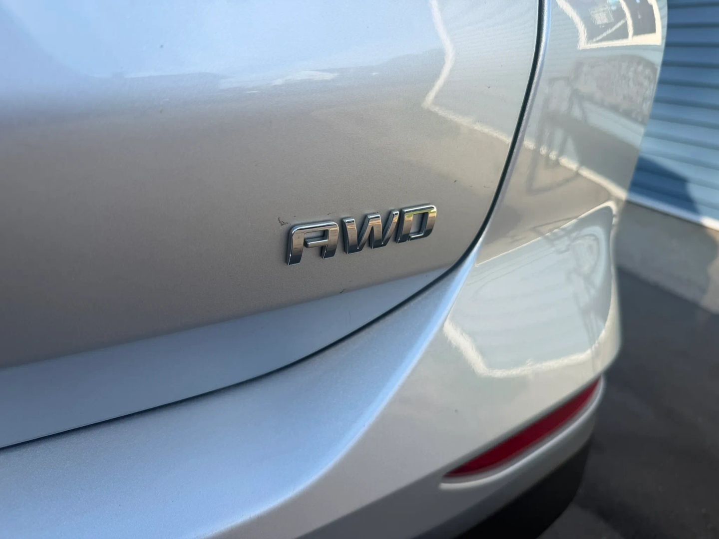 Photo 36 of this Chevrolet Equinox