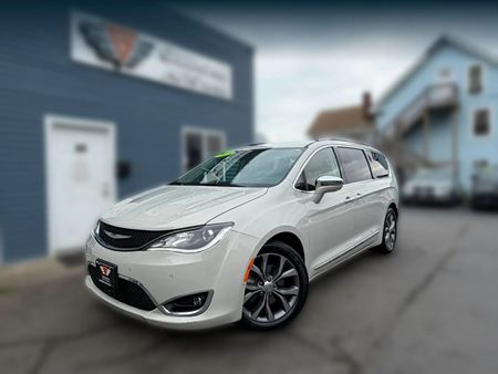 2019 Chrysler Pacifica Limited