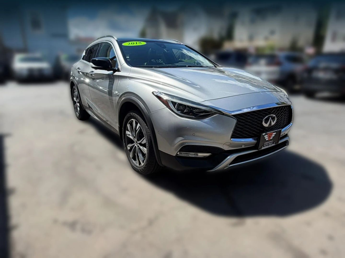 2018 INFINITI QX30 Essential - Photo 2