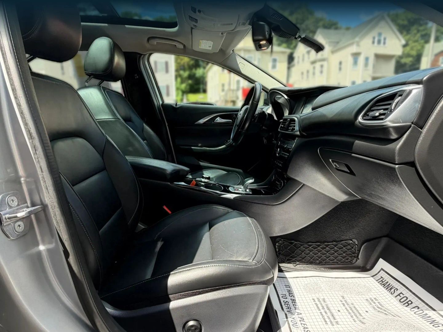 2018 INFINITI QX30 Essential - Photo 26