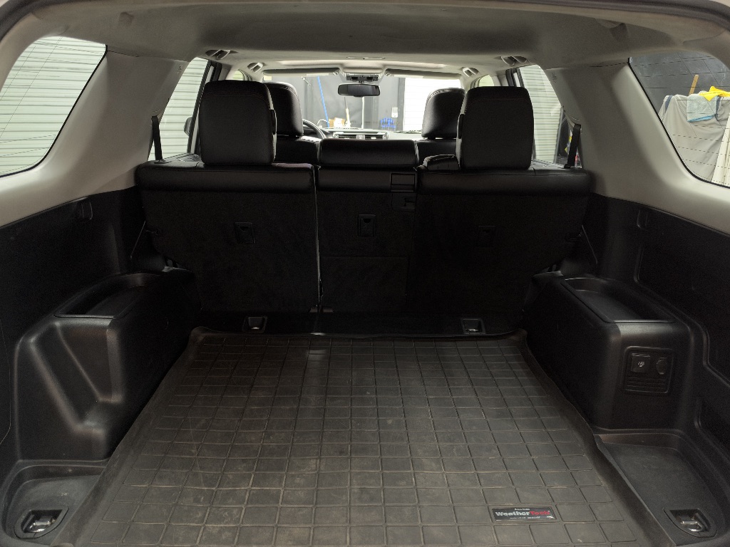 Photo 21 of this Toyota 4Runner
