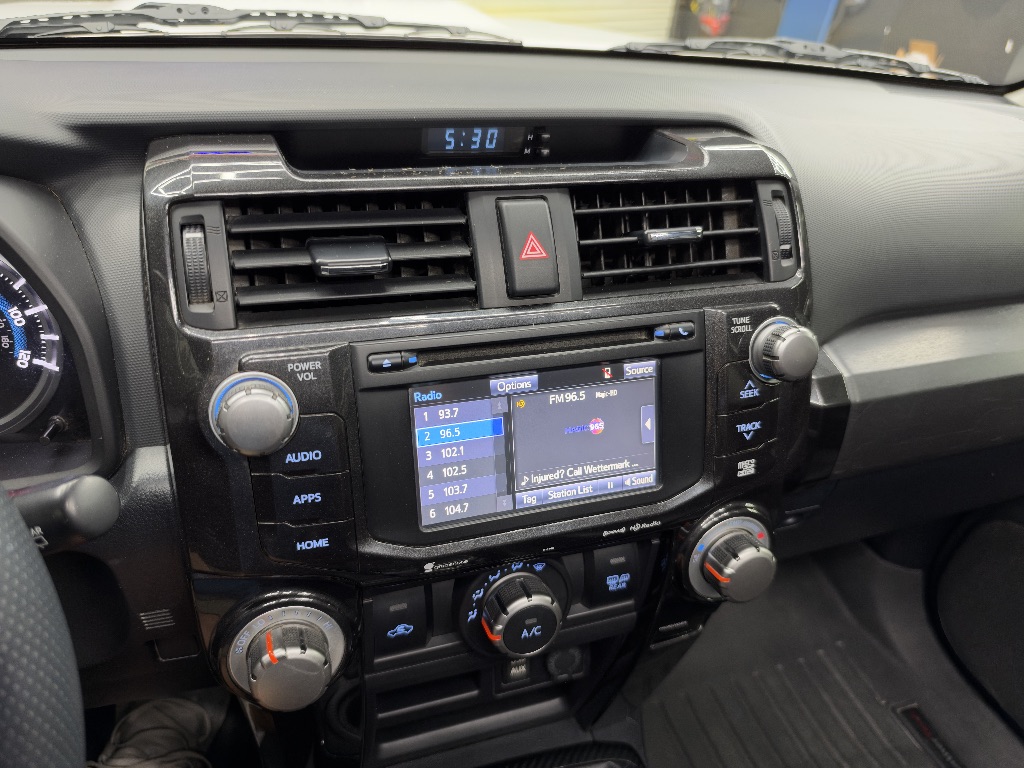 Photo 25 of this Toyota 4Runner