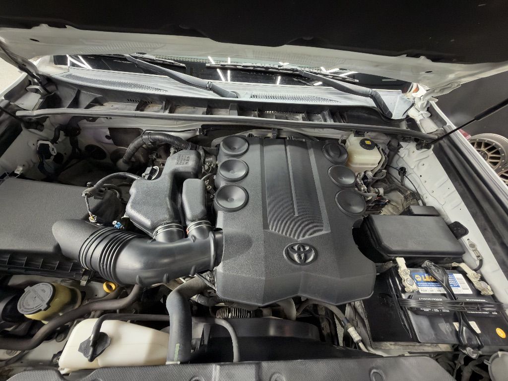 Photo 34 of this Toyota 4Runner