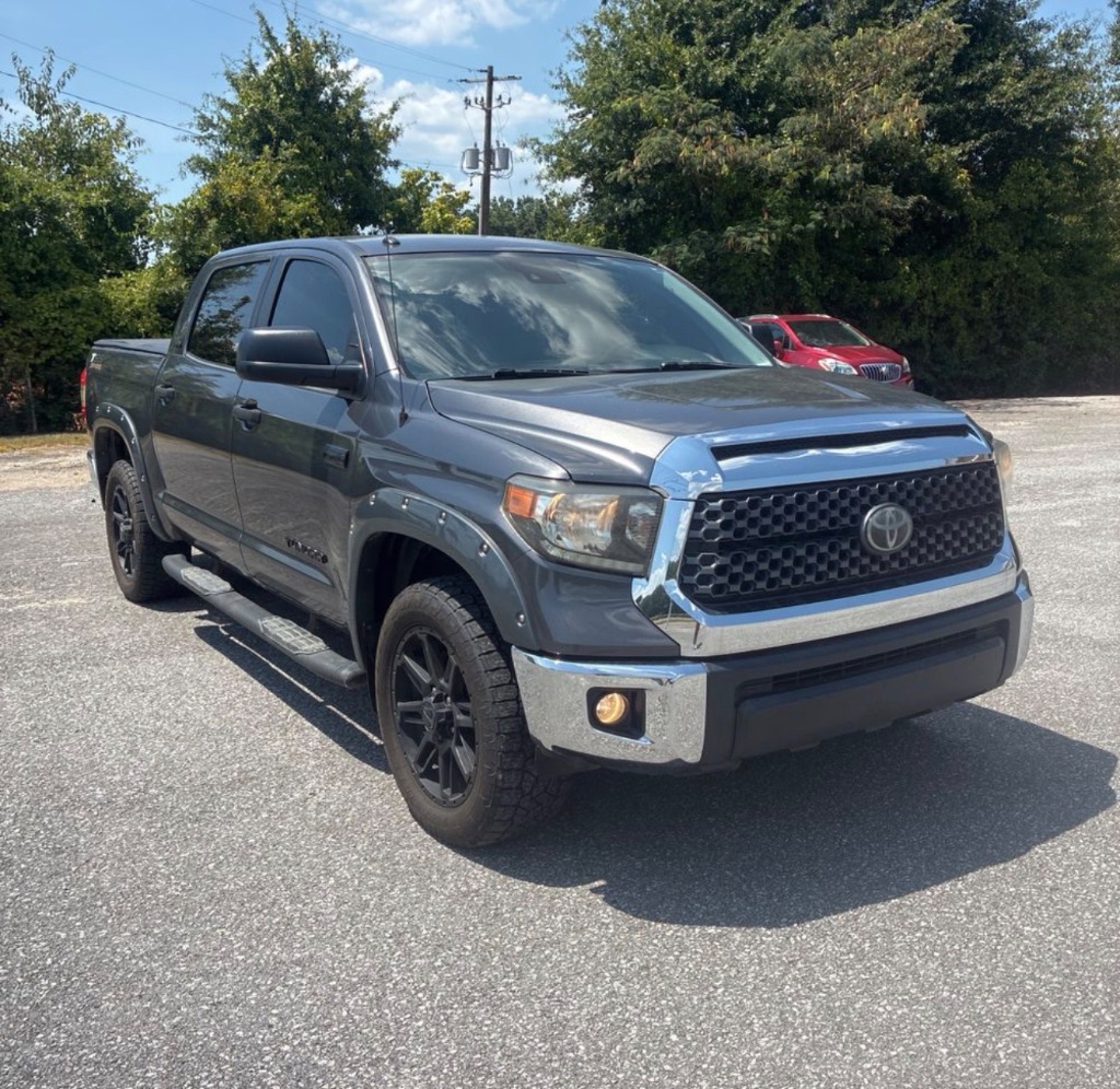 2018 Toyota Tundra 4WD SR5