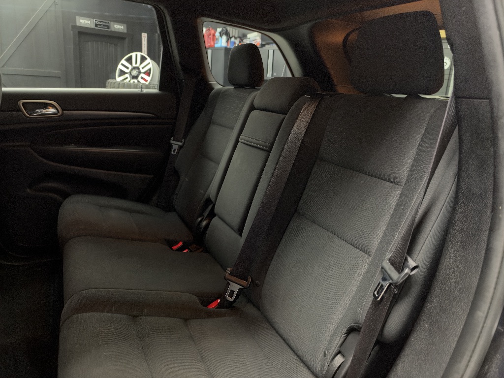 Photo 20 of this Jeep Grand Cherokee
