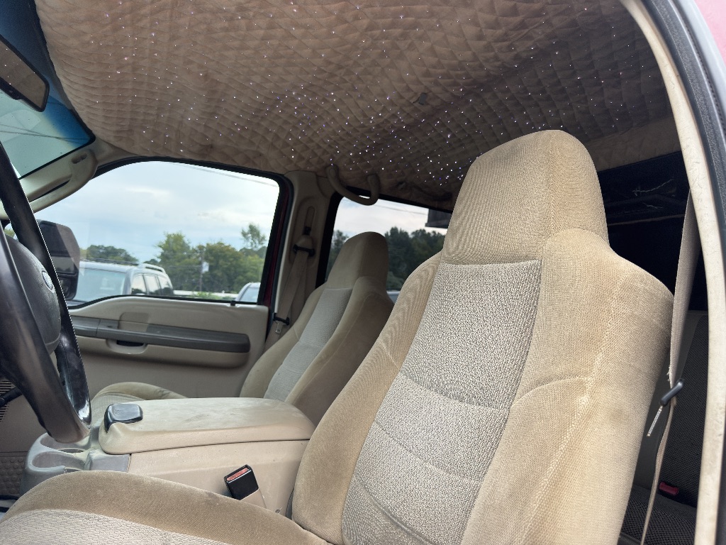 Photo 11 of this Ford Super Duty F-250