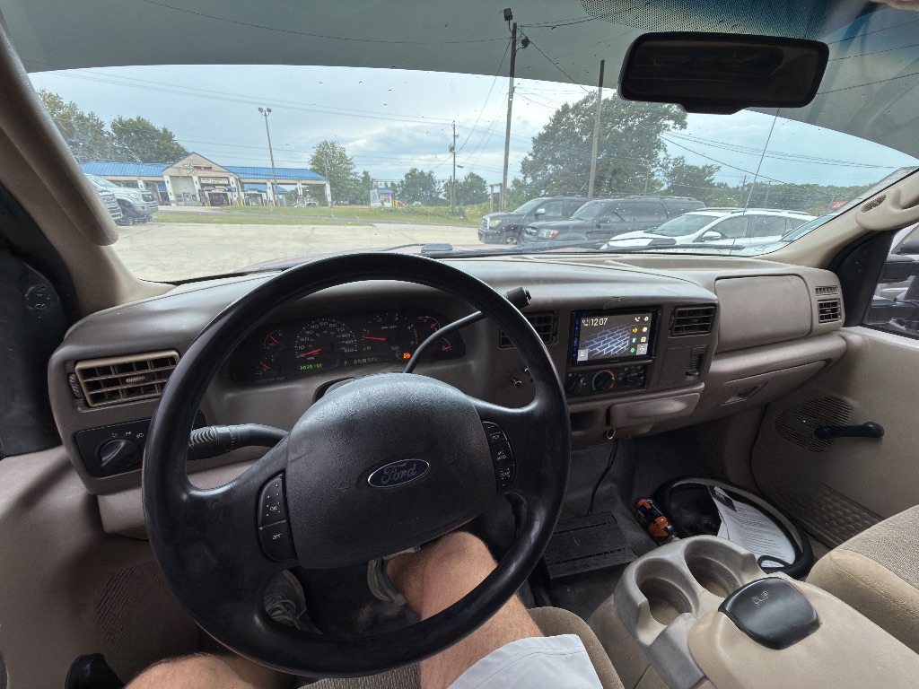 Photo 12 of this Ford Super Duty F-250