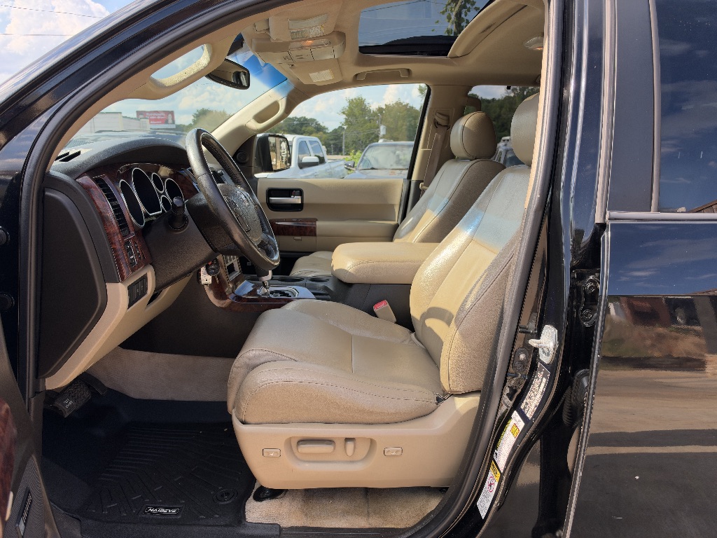 Photo 10 of this Toyota Sequoia