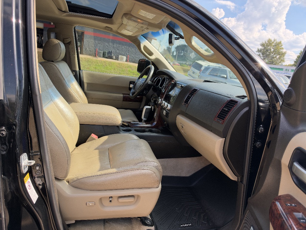 Photo 13 of this Toyota Sequoia