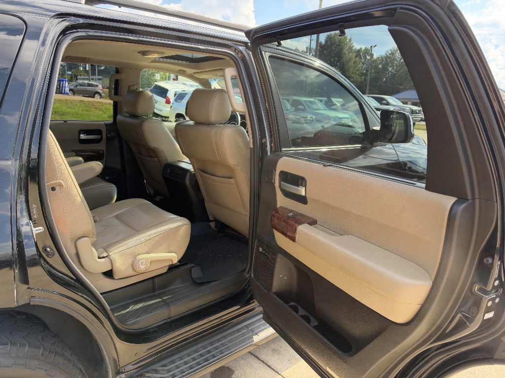 Photo 15 of this Toyota Sequoia
