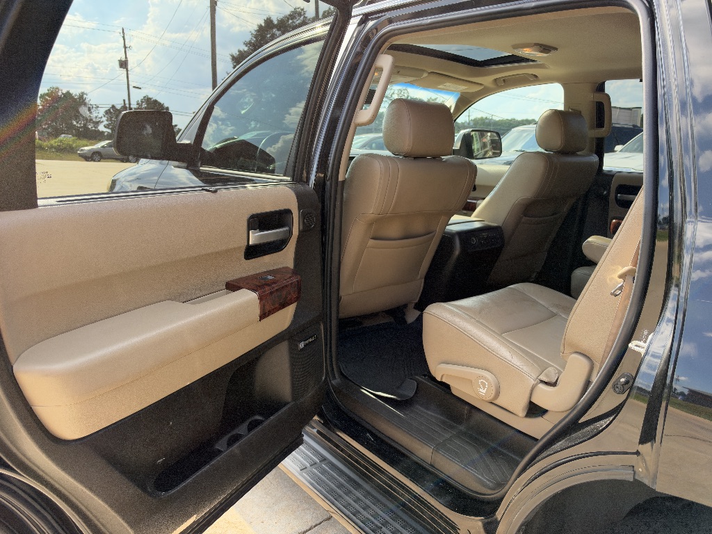 Photo 18 of this Toyota Sequoia