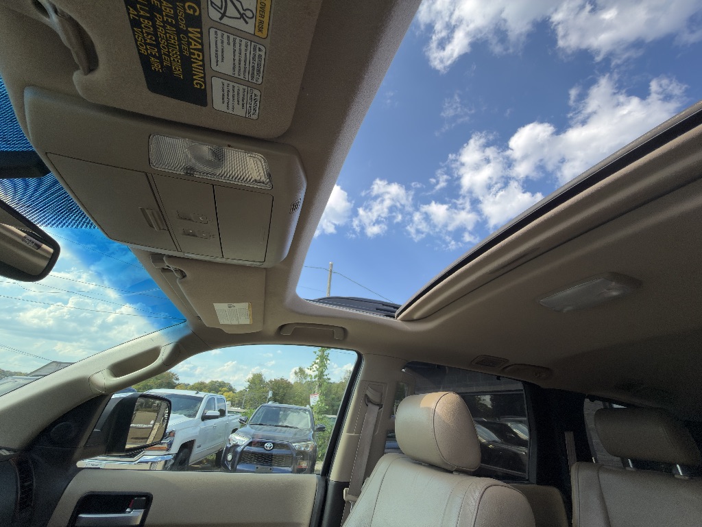 Photo 32 of this Toyota Sequoia