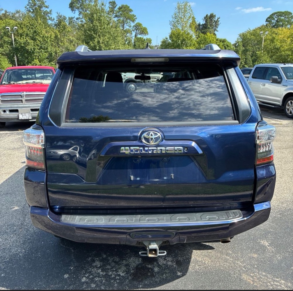 Photo 4 of this Toyota 4Runner