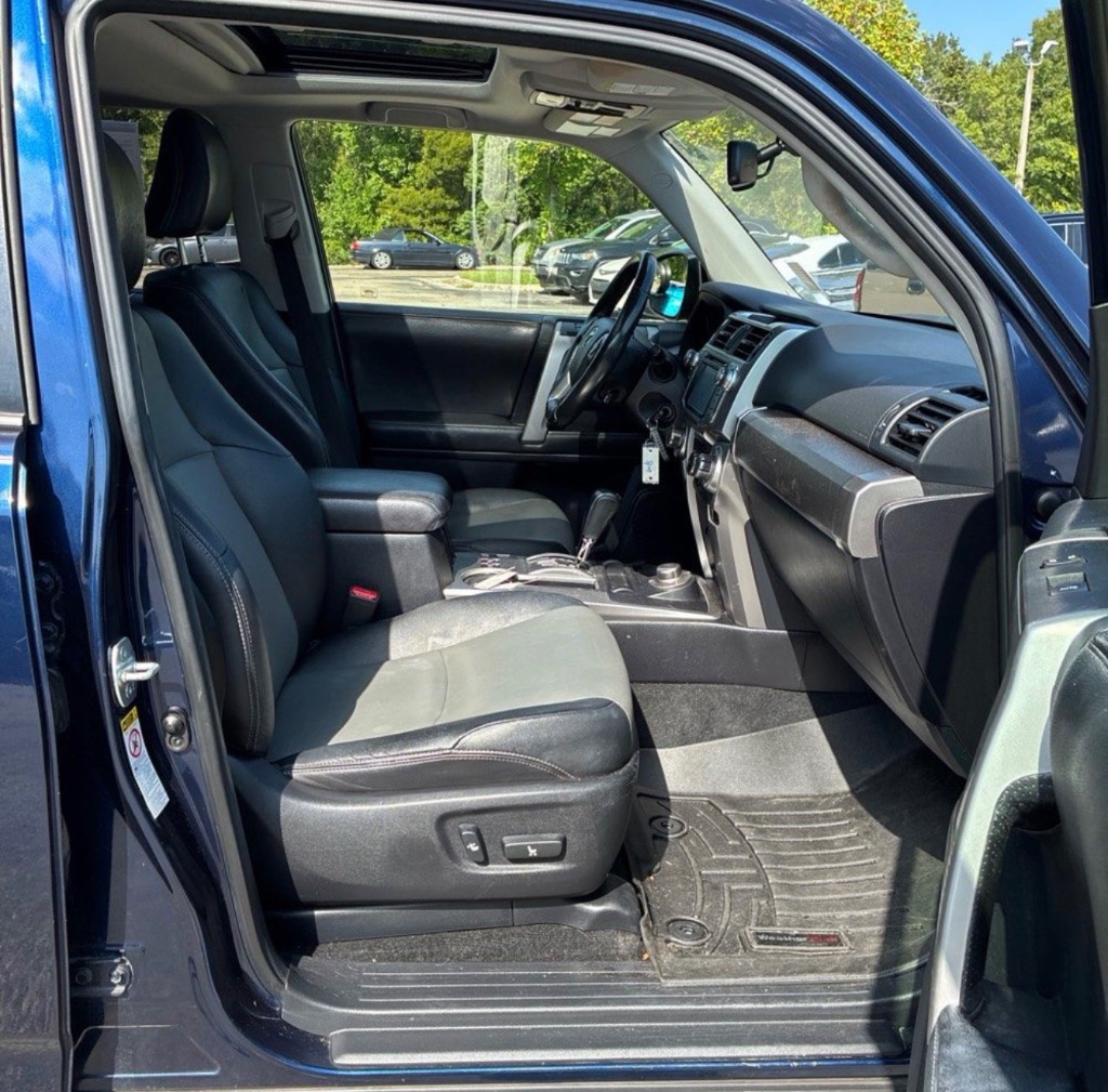 Photo 9 of this Toyota 4Runner