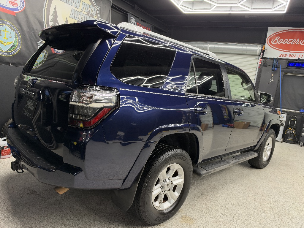 Photo 3 of this Toyota 4Runner