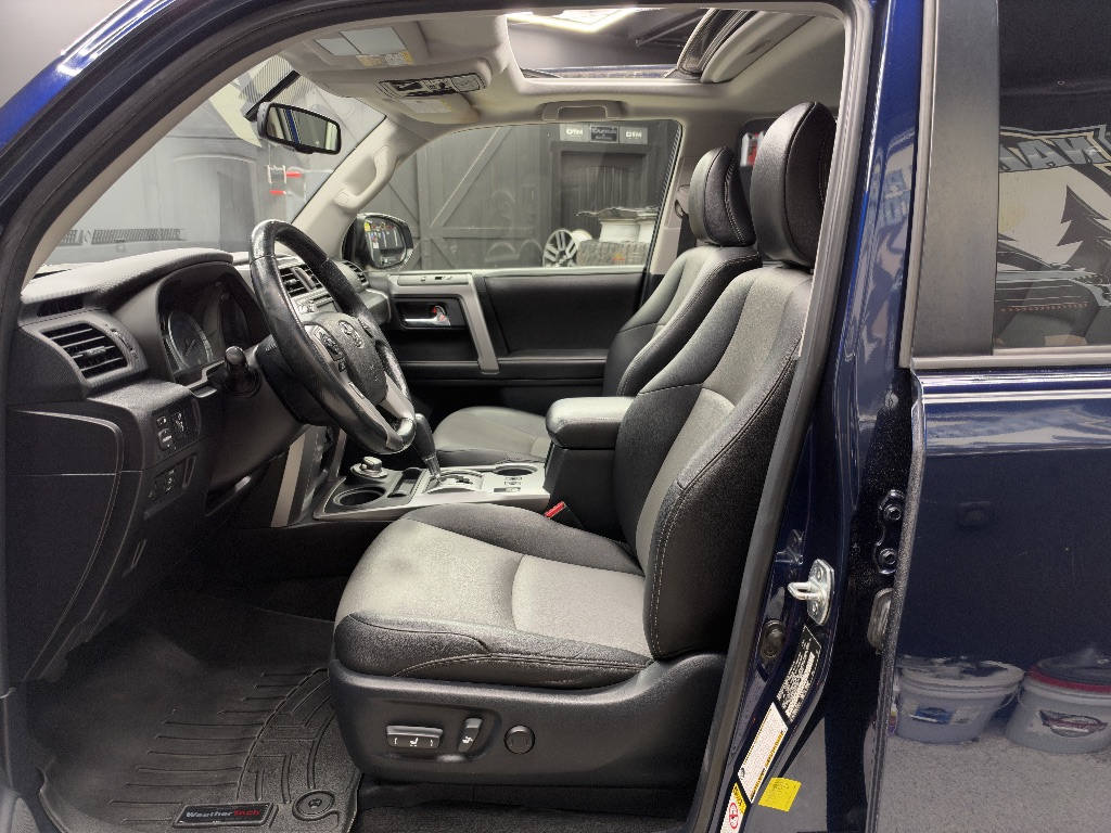 Photo 10 of this Toyota 4Runner