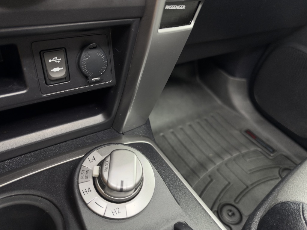 Photo 28 of this Toyota 4Runner