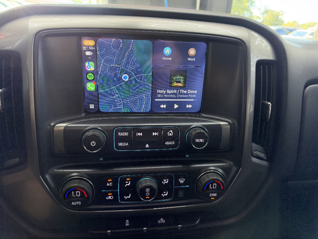 Photo 29 of this Chevrolet Silverado 1500