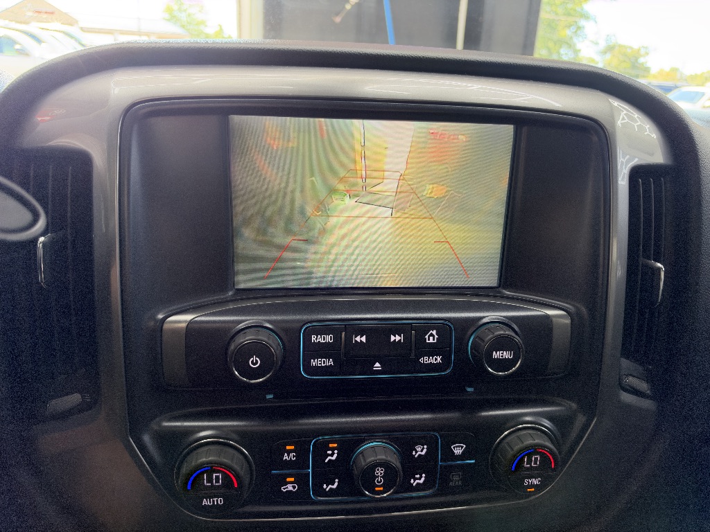 Photo 30 of this Chevrolet Silverado 1500