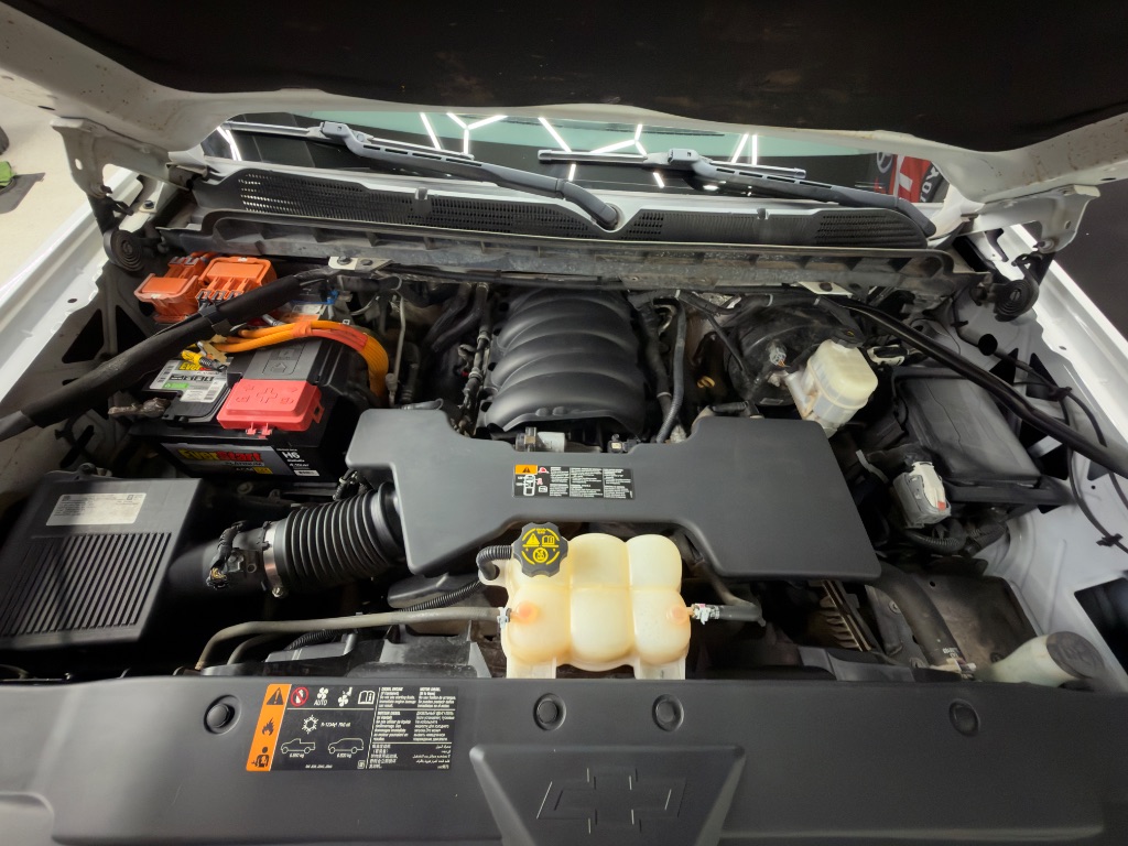 Photo 31 of this Chevrolet Silverado 1500