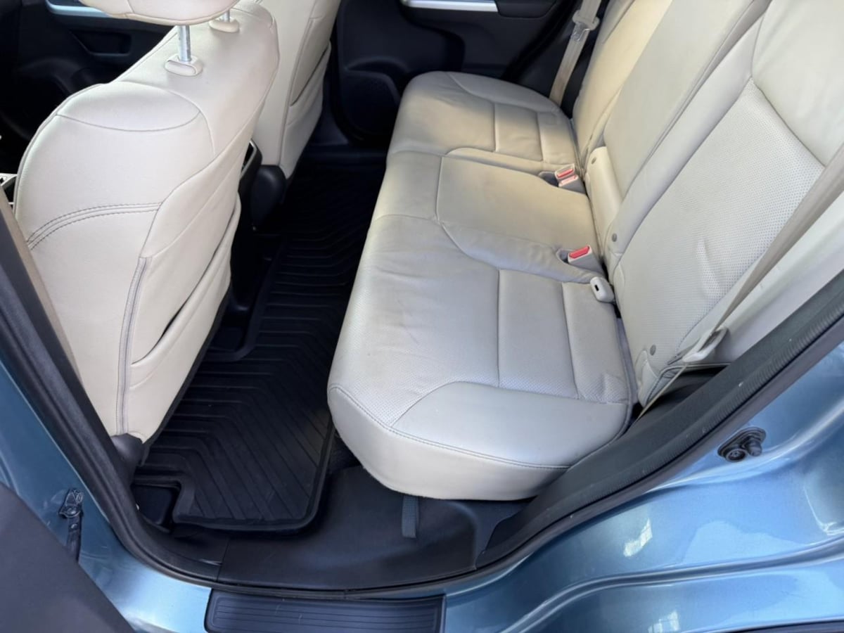 Photo 23 of this Honda CR-V