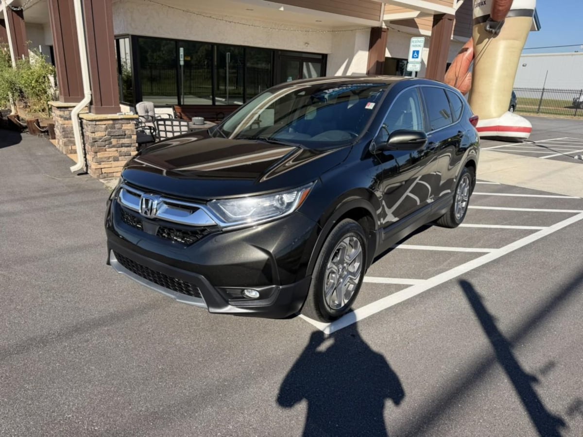 Photo 2 of this Honda CR-V