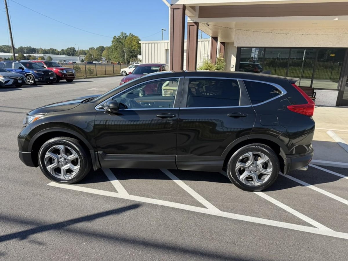 Photo 3 of this Honda CR-V