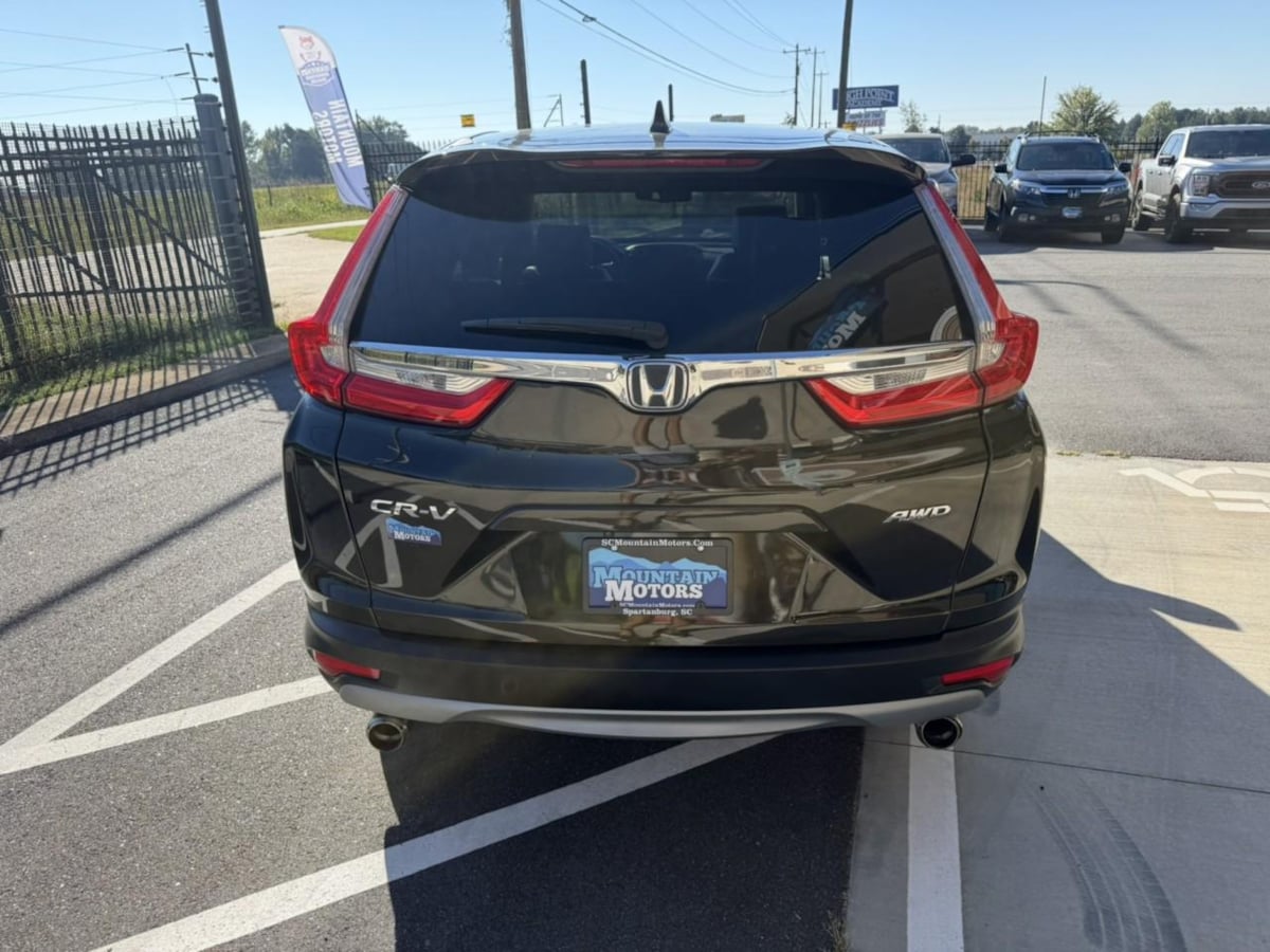 Photo 5 of this Honda CR-V