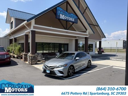 2019 Toyota Camry SE
