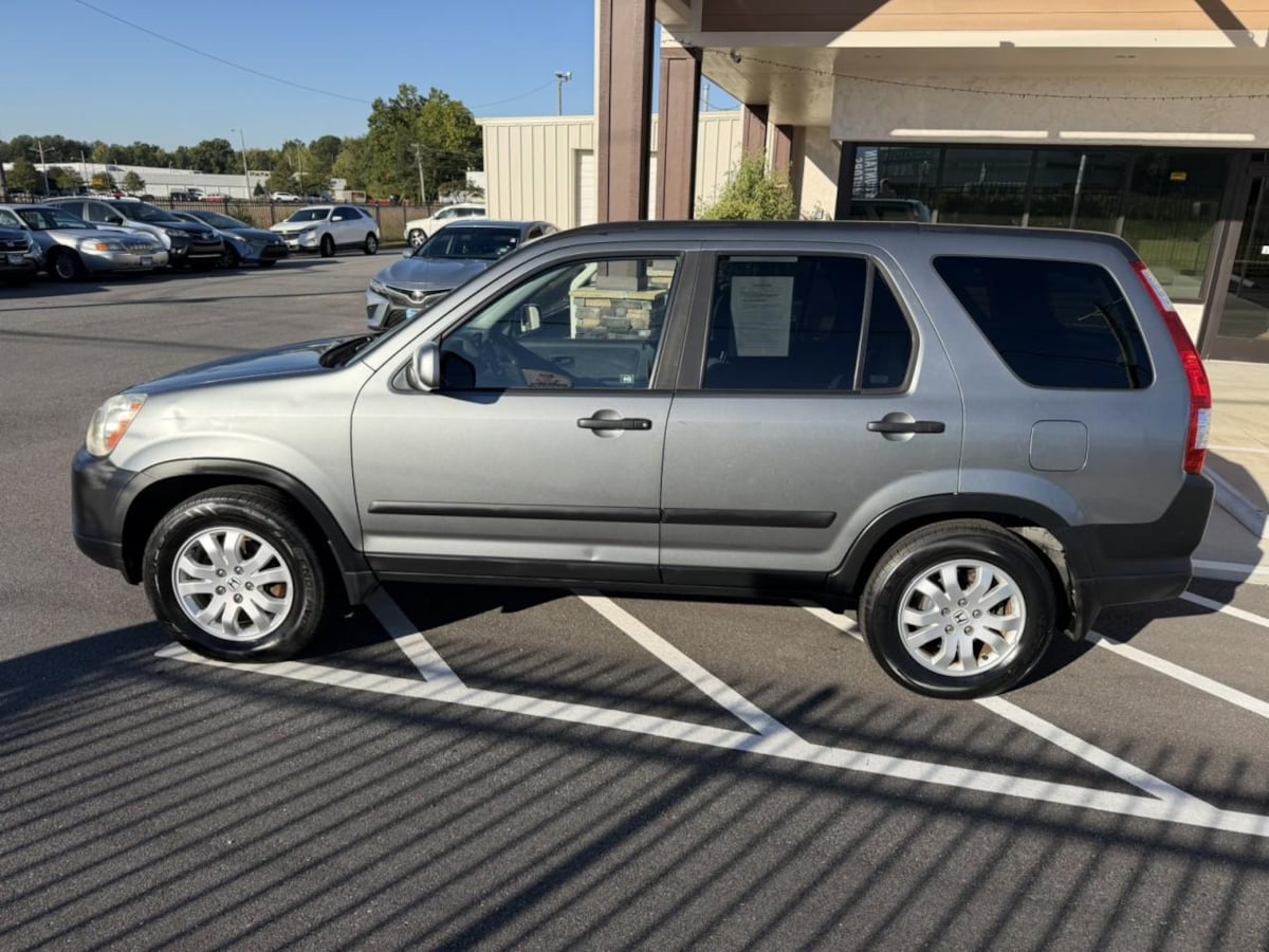 Photo 3 of this Honda CR-V