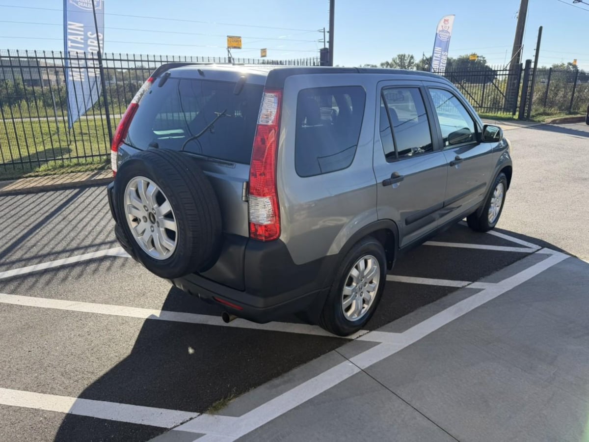 Photo 8 of this Honda CR-V