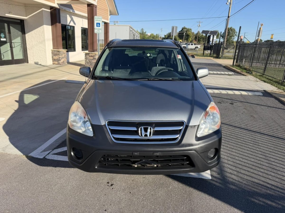 Photo 11 of this Honda CR-V