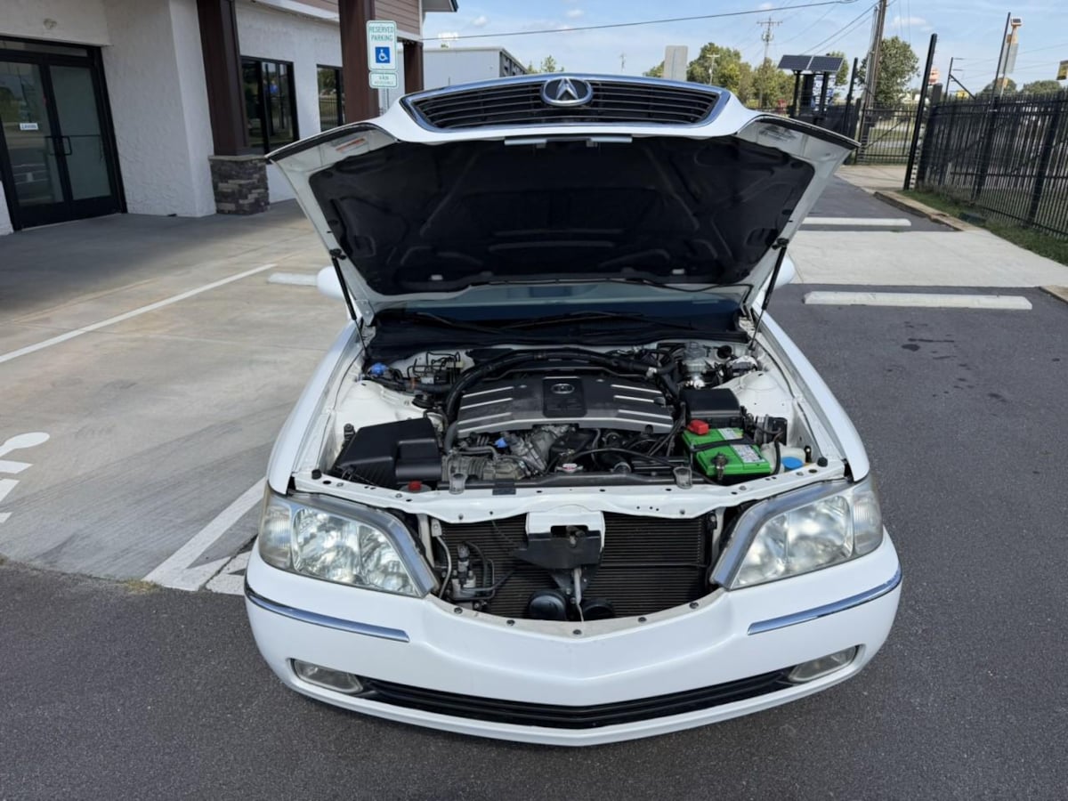 Photo 33 of this Acura RL