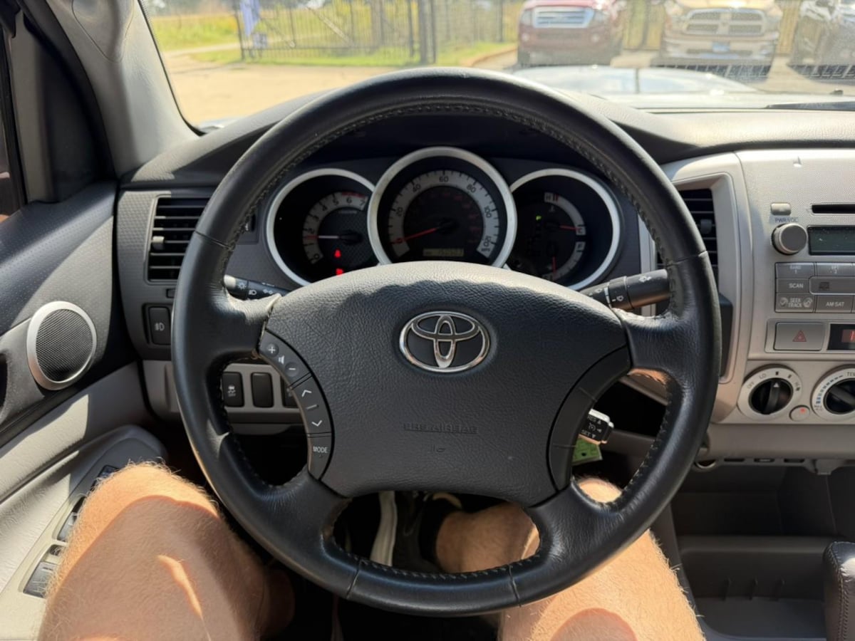 Photo 27 of this Toyota Tacoma