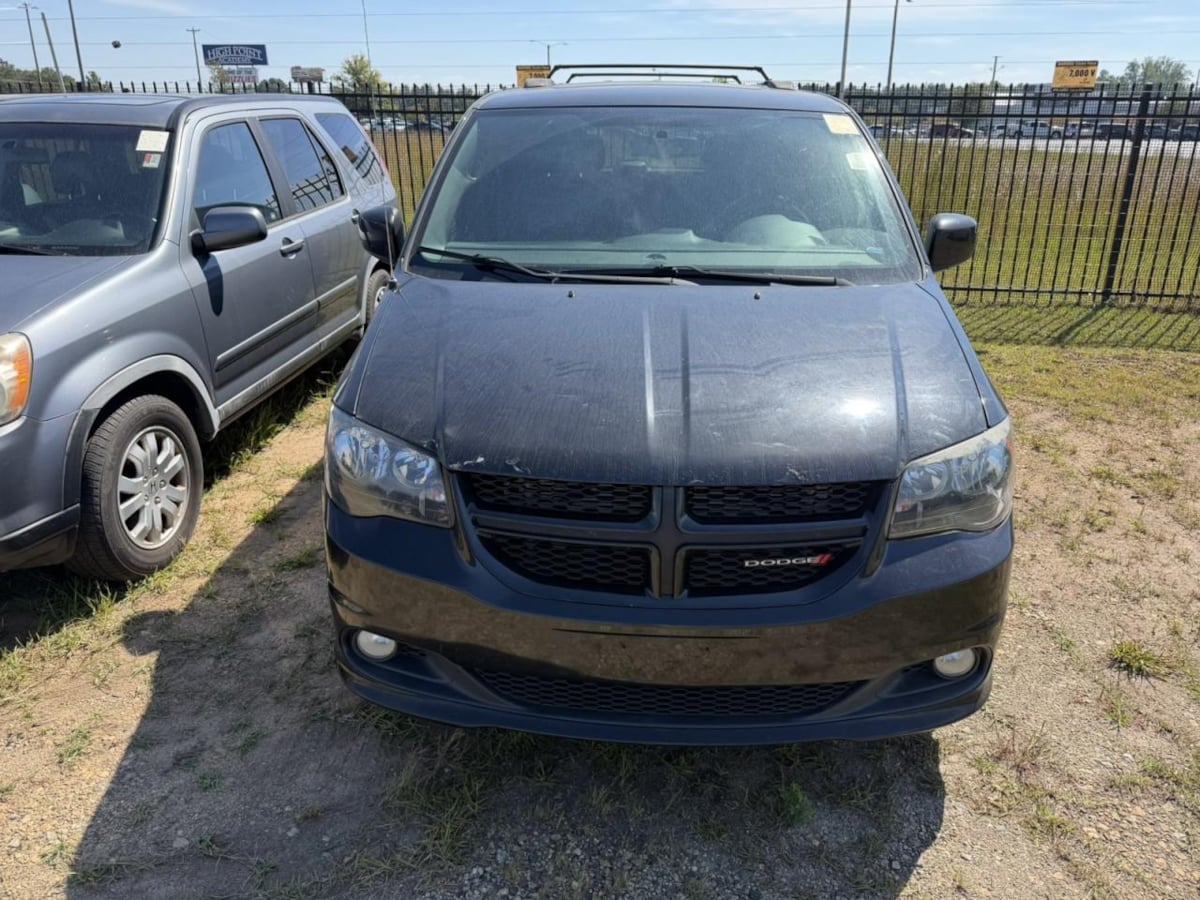 Photo 5 of this Dodge Grand Caravan