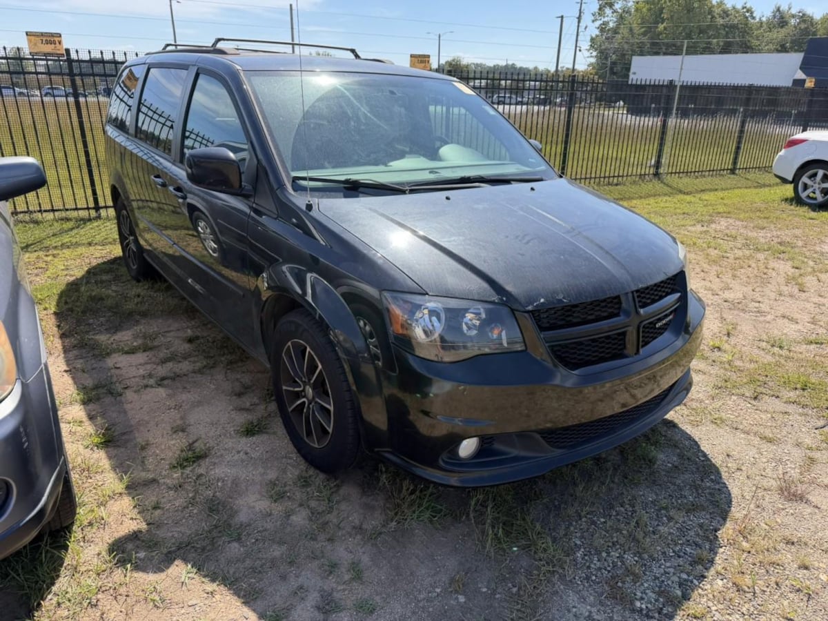 Photo 6 of this Dodge Grand Caravan