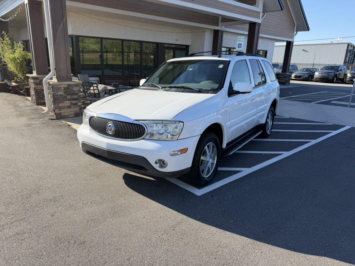Photo 2 of this Buick Rainier