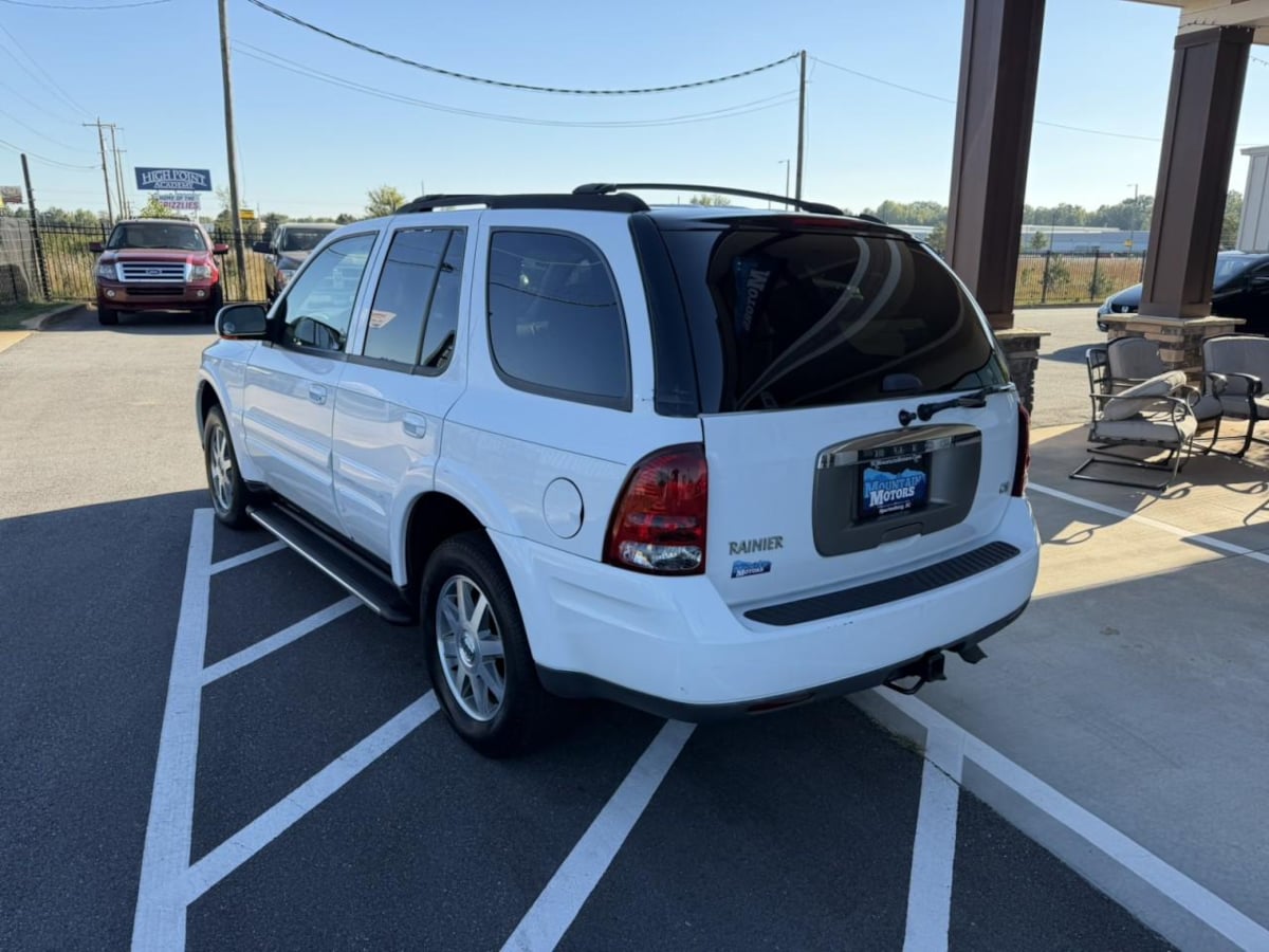 Photo 4 of this Buick Rainier
