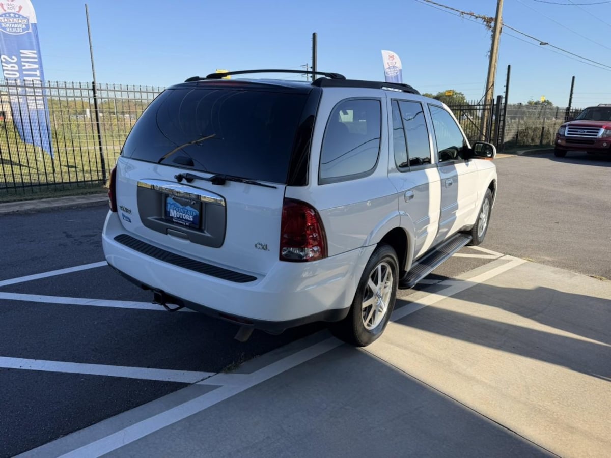 Photo 8 of this Buick Rainier